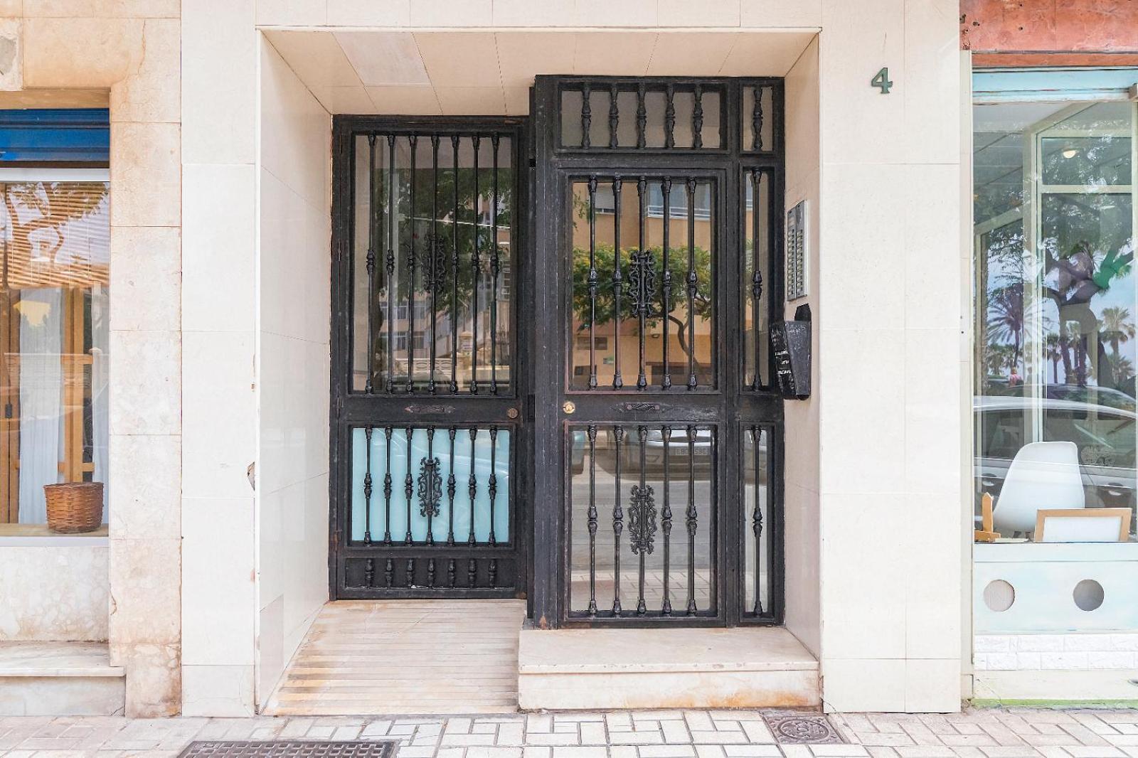 Impresionante Vista Al Mar - Elegante Apartamento Malaga Exterior photo